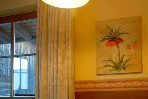 Residence Schneiderhof San Candido Exterior photo
